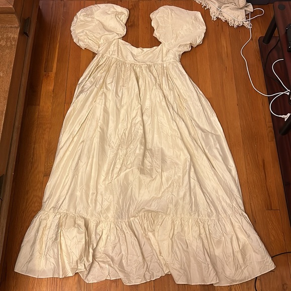 Doen ivory silk Cecelia dress selkie princess puff sleeves large - Picture 2 of 6